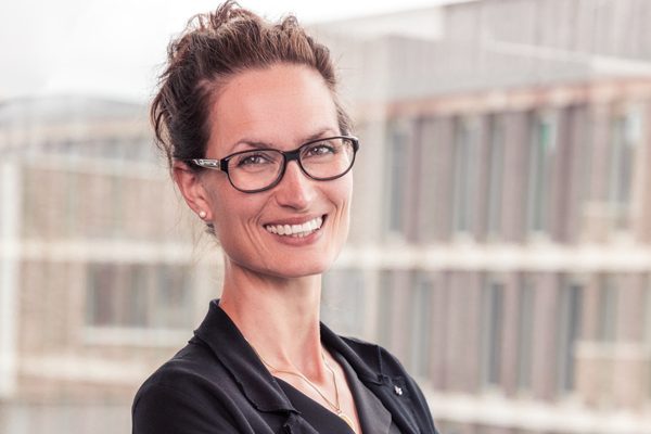 EVA_BSH_Portrait_04_klein